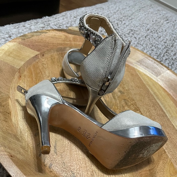 Antonio Melani Silver high heels with jewel embellishments - Picture 16 of 16